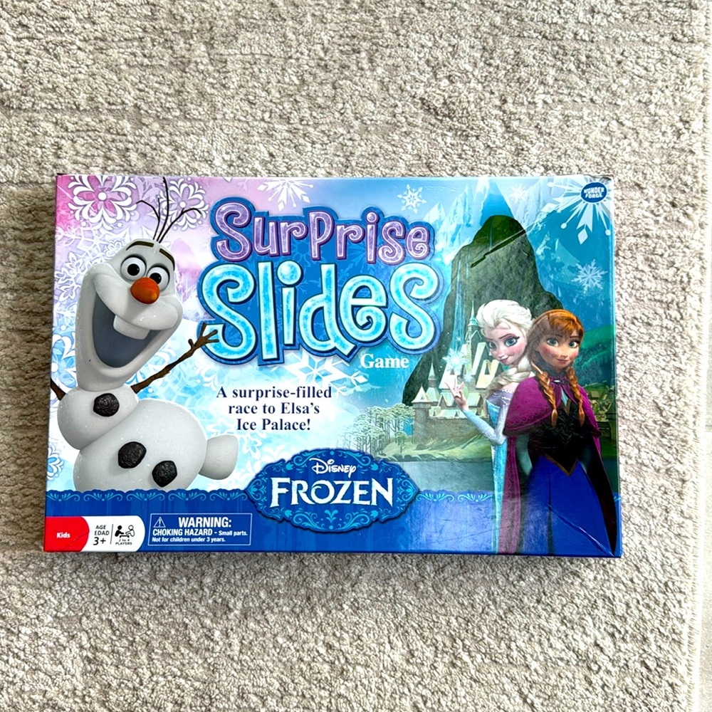 Disney's FROZEN Surprise Slides 2014 Board Game COMPLETE- Excellent Condition